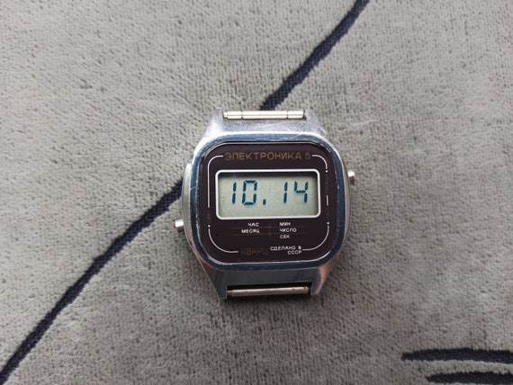 Collectible watch ELEKTRONIKA 5 quartz digital wi… - image 5