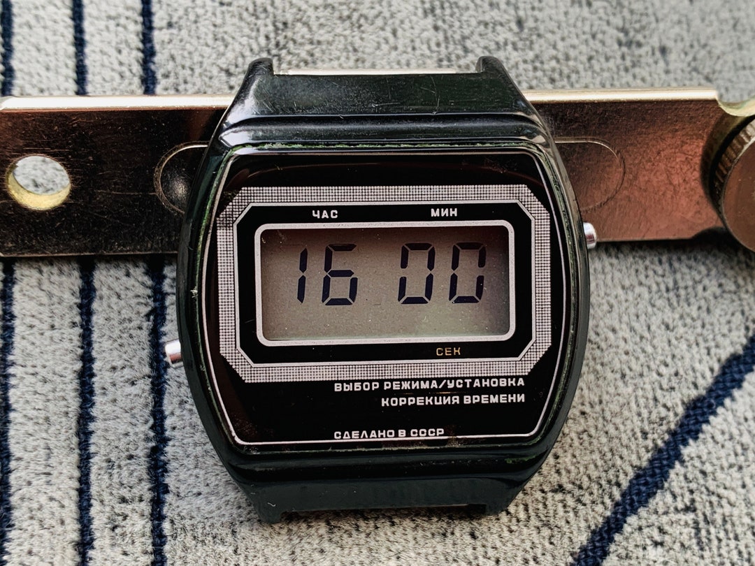 時計 Sat SARJ007_900x.jpg?itok=dizpGZTq