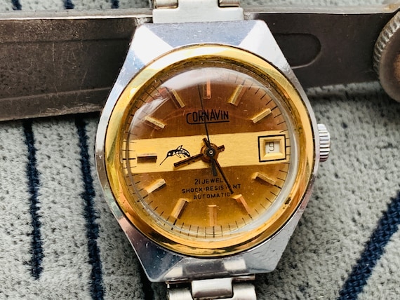 Automatic watch shop for girls