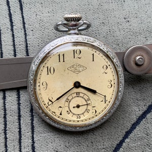 Pocket watch GChZ named Kirova 7 jewels 1 type 1937 made in USSR/Collectible watch KIROVSKIE First State Watch Factory Railroad engraving SU