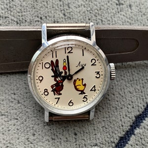 Orologio da polso per bambini Luch Chick and Bunny mago made in URSS/Orologio per bambini Luch piccola cassa carica manuale cartone animato made in Unione Sovietica/montre