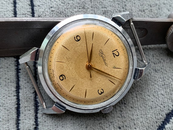 Collectible watch Kirovskie early classic design … - image 4