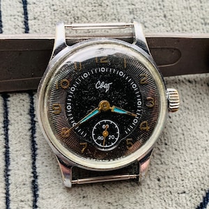 Men's Wrist Watch SVET 16 jewels 2Q-55 guilloche dial/clock face Gs1MChZ made in Soviet Union/Collectible watch Свет Light mech with stars