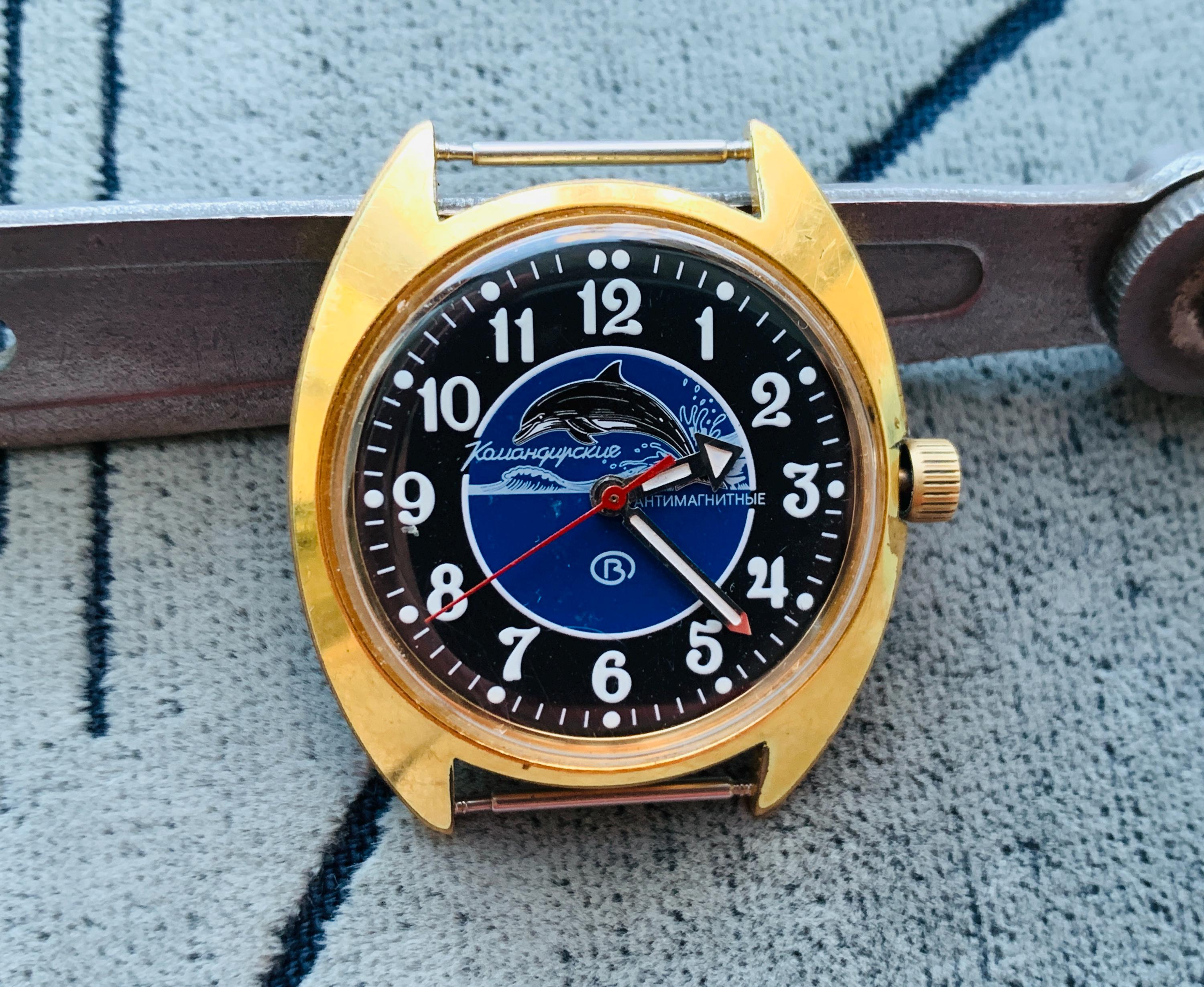 コレクターズウォッチ VOSTOK ドルフィン komandirskie 2409a 