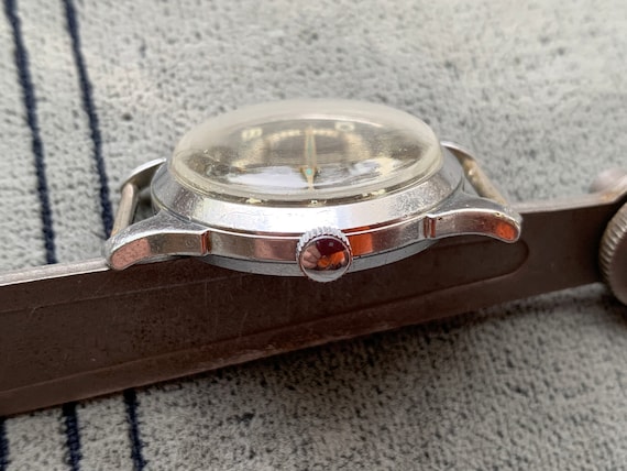 Montre Soviétique Majak Des Années 1958 - 15 Rubis - Mouvement Mécanique Manuel - Vintage Fonctionnelle