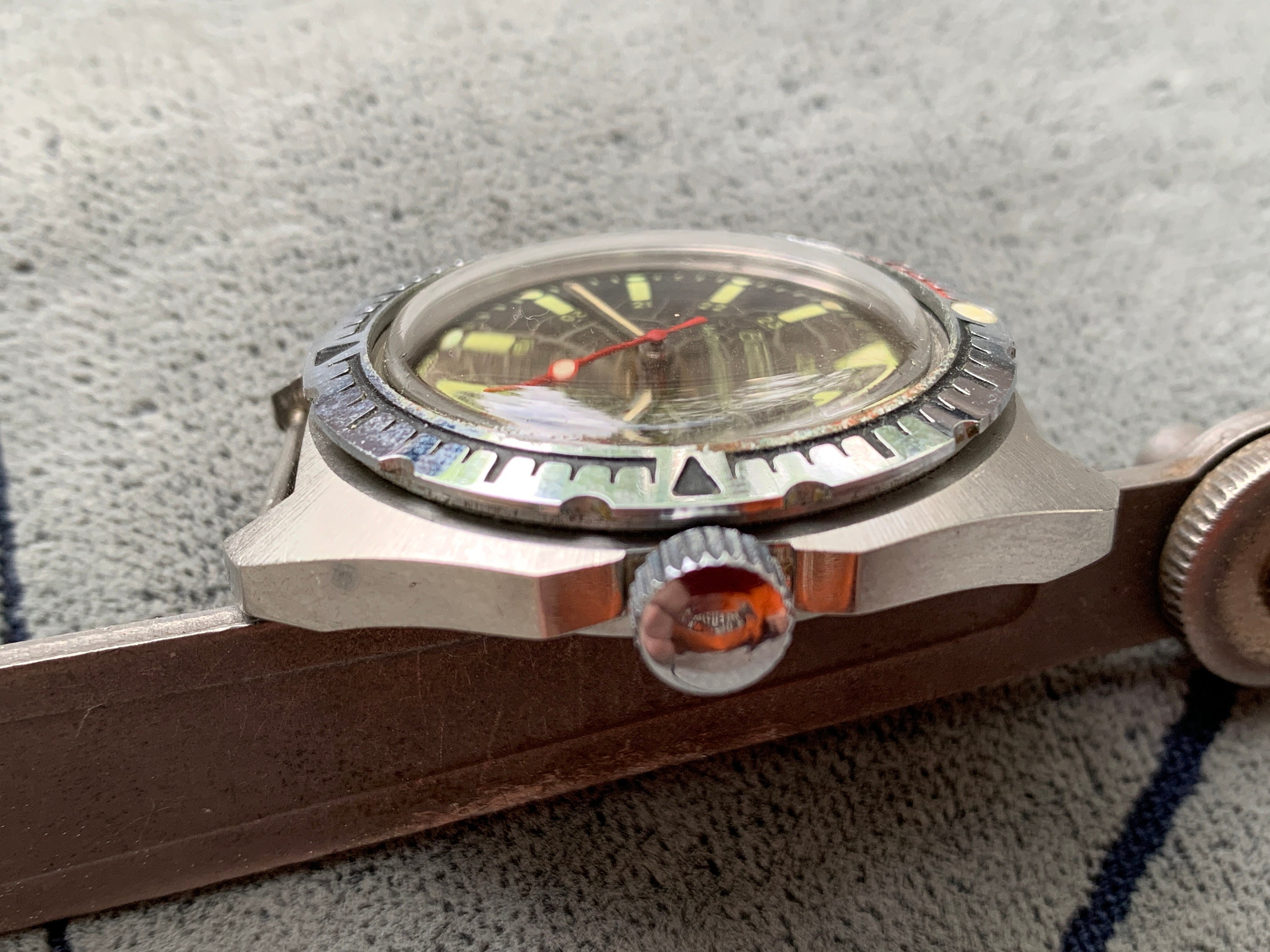 Collectible Watch VOSTOK Amphibian 17 Jewels Antimagnetic