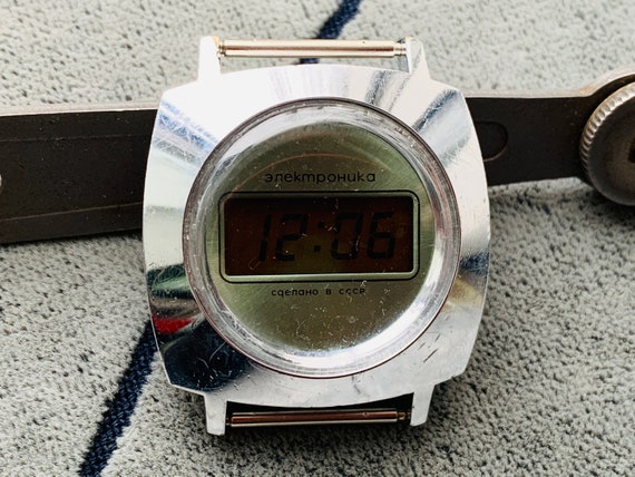 Collectible watch ELEKTRONIKA 5 (B6-02) early rar… - image 6