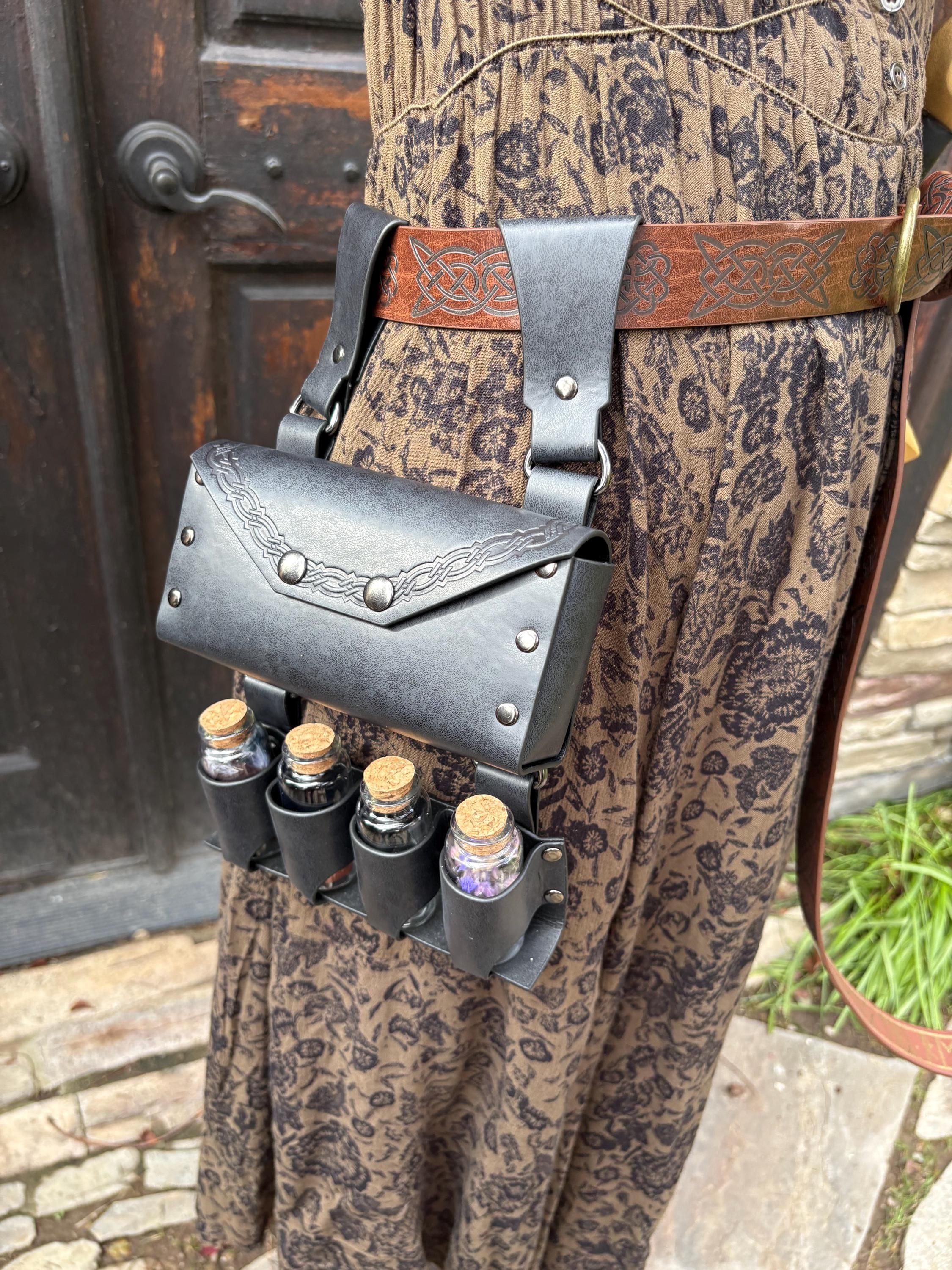 Medieval Alchemist Belt Pouch with Potion Vials, Faux Leather Waist Pack for Medieval Alchemy Faux Leather Belt Bag Cork Potion Vials  main image 3