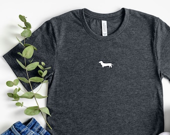 Dachshund Shirt, Dachshund Gift, Mini Wiener Dog T Shirt, Unisex Dachshund Tshirt for Doxie Mom & Dad,  Minimal Design