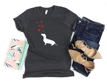 Dachshund Shirt, Dachshund Gift For Dog Mom, Wiener Dog T Shirt, Doxie Mom Shirt, Unique Sausage Dog Shirt, Dachshund Print