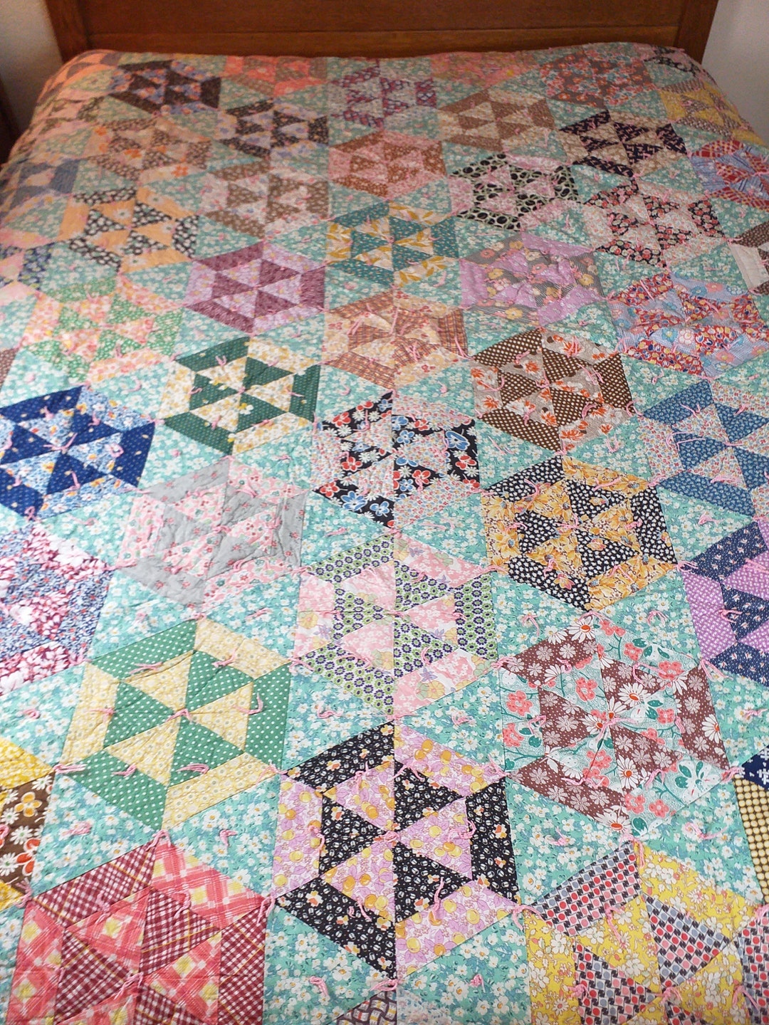 Heavy Vintage 1940's Feedsack/floursack Tied Patchwork Quilt Etsy