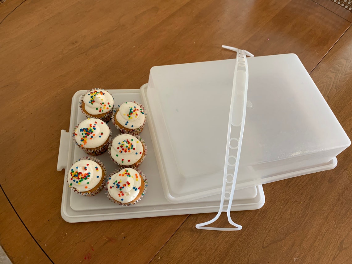 Vintage Tupperware Cake or Cupcake Carrier. Etsy