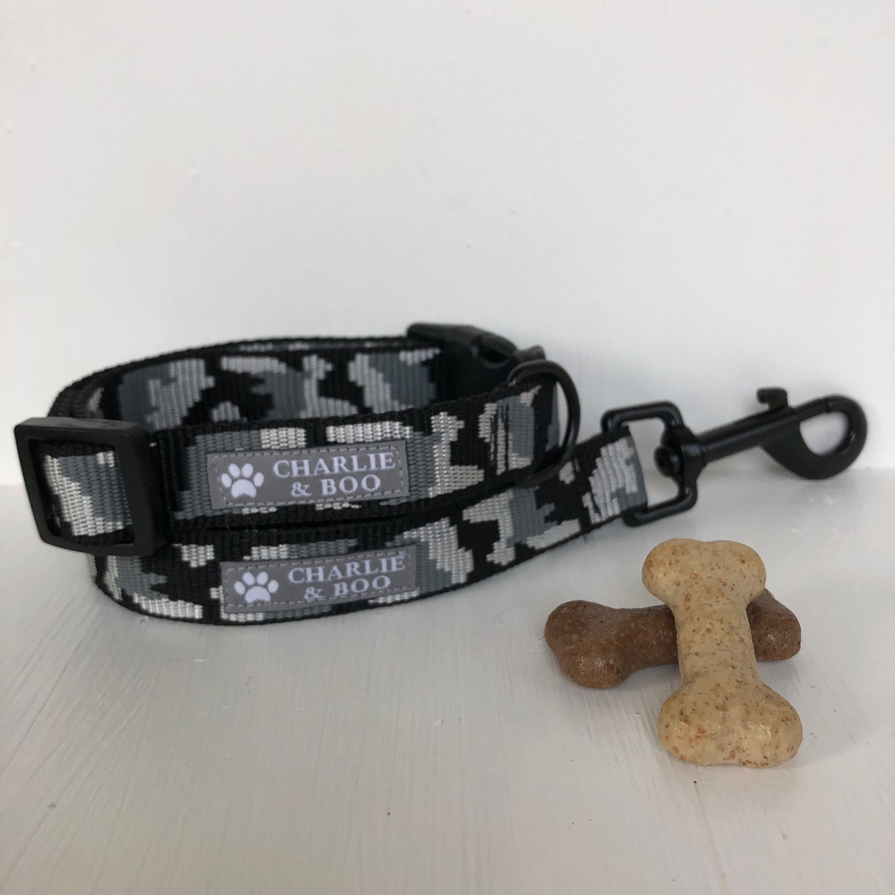 Grey dog collar and lead Clearance