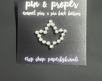 Pearl Ivy Leaf  Lapel Pin