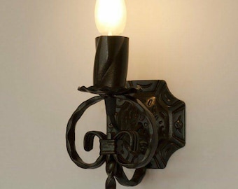 Wrought iron sconce - Wall light fixture - Wall sconce lamp - Gothic style