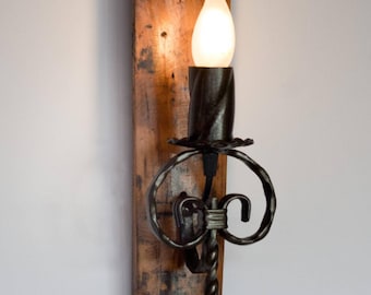 Rustic wall lamp - Wood and wrought iron sconce - Barrel lights