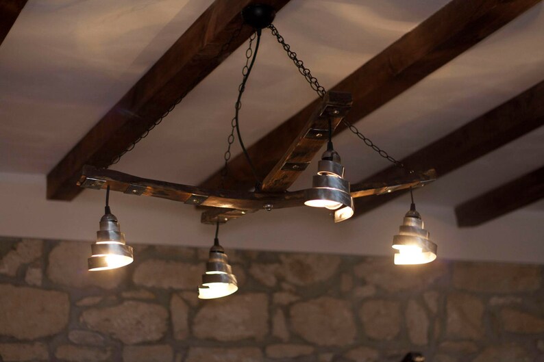 Rustikale Deckenleuchte. Hängen an Kette 4 Lichter. Vintage | Etsy