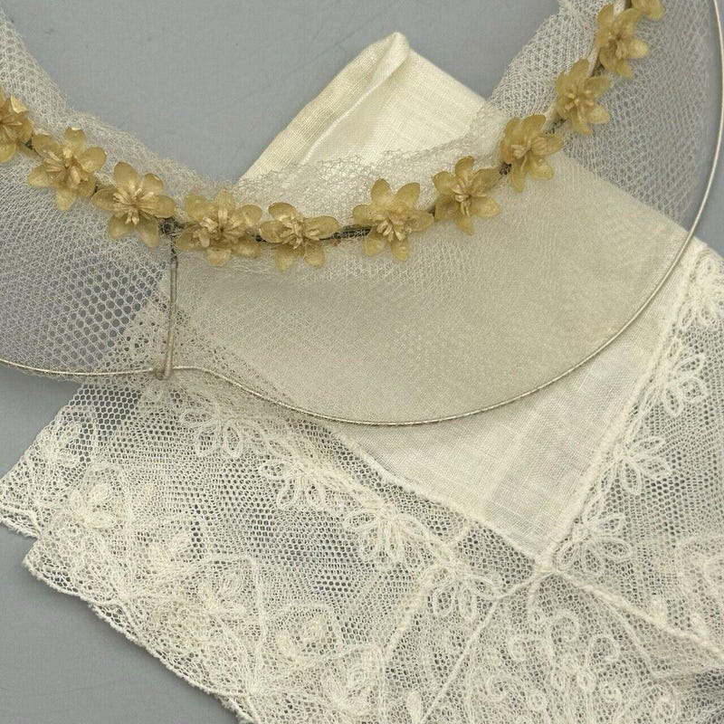 1930 headpiece