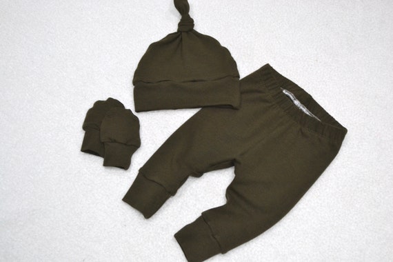 olive green outfits for baby girl