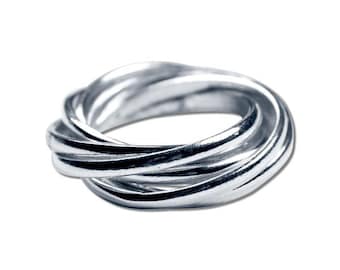 7 Interlocking Silver Bands Ring. Seven Rings together Ring. Interlocking Rings, Fun, Spinner Ring. Unique Ring, Gifts for Her