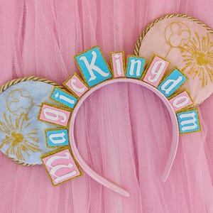 Opaska Magic Kingdom - uszy z wakacji w Disney World - opaska Mickey Ears - pastelowe uszy Myszki Minnie - LubyandLola Park Ears Adult Ears UK