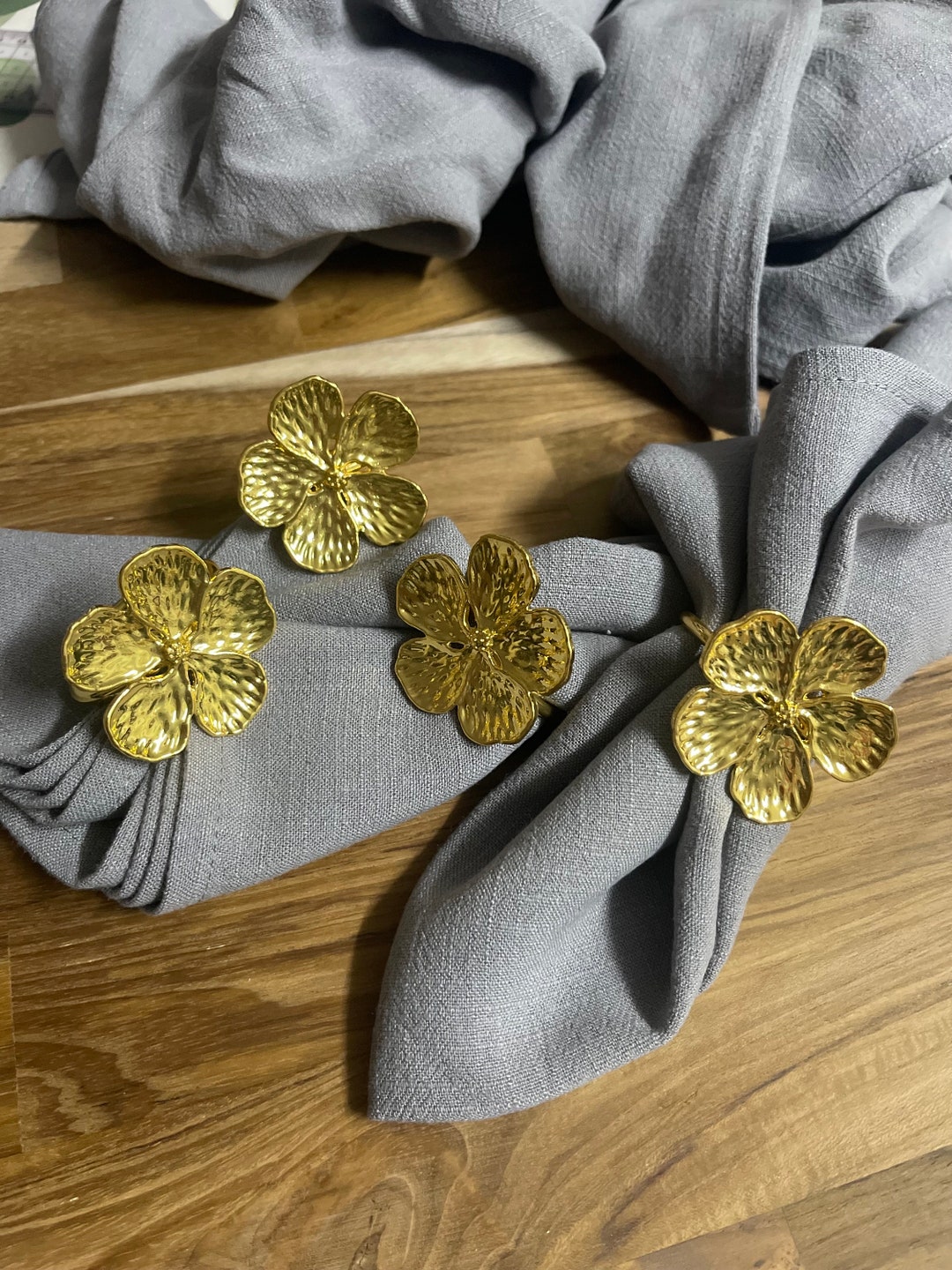 Floral Napkin Rings Set Metal Flower Napkin Holder Elegant Wedding ...