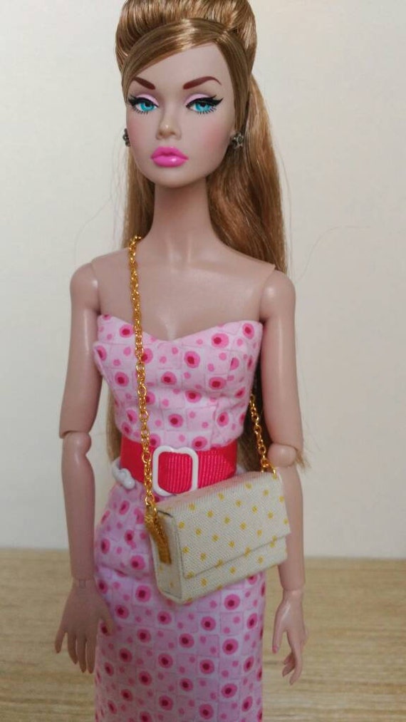 muñecas tipo barbie