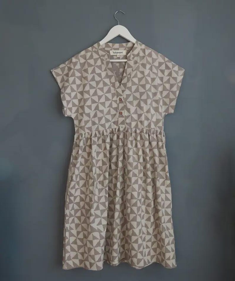 Vestido camisero azul índigo con estampado de bloques de algodón orgánico