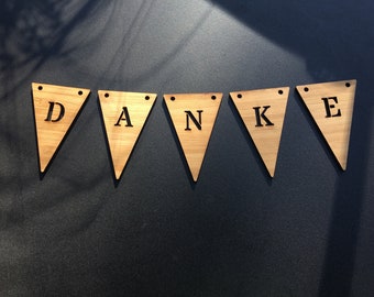 DANK U wimpel ketting in bamboe met 5 vlaggen of meer, aanpasbaar