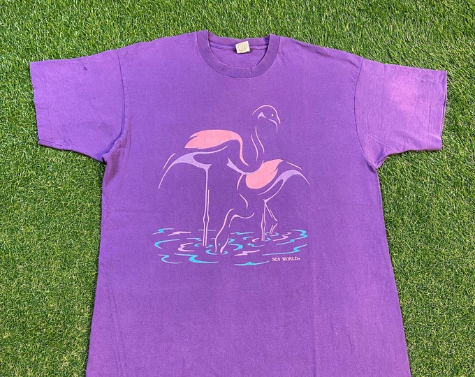 Vintage Sea World T Shirt Tee Fruit of the Loom Made USA Size Xtra Large XL Orlando Florida Amusement Theme Park Planet Ocean 1990s 90s