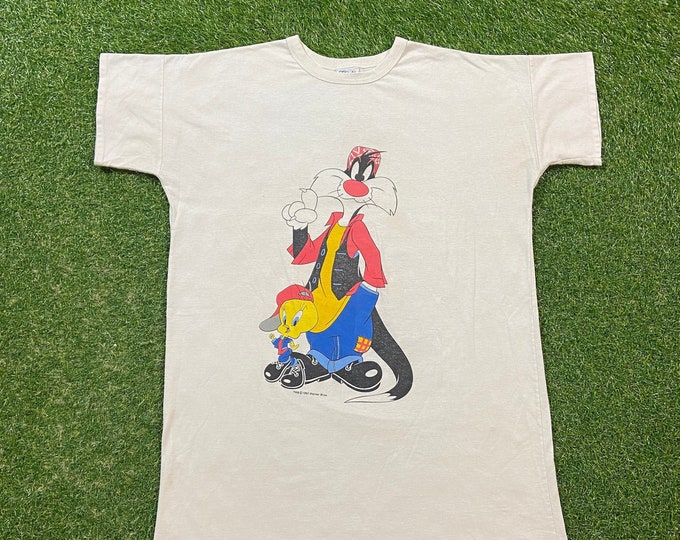 Vintage Looney Tunes T Shirt Tee Flirts Size Xtra Large XL Tweety Bird Sylvester the Cat Warner Bros Classic Cartoon 1990s 90s