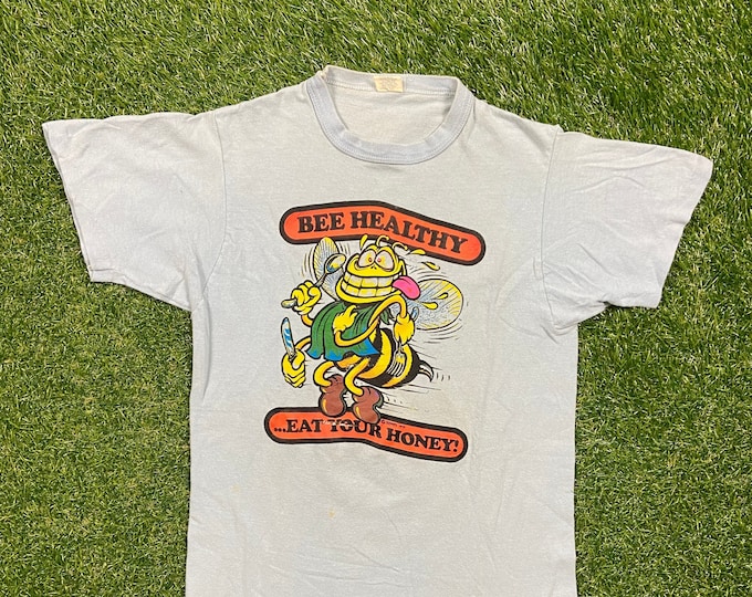 Vintage Bee Healthy Eat Your Honey T Shirt Tee Sportswear Made USA Size Medium M Funny Saying Comical T Shirt Comedy 1970s 70s Roach