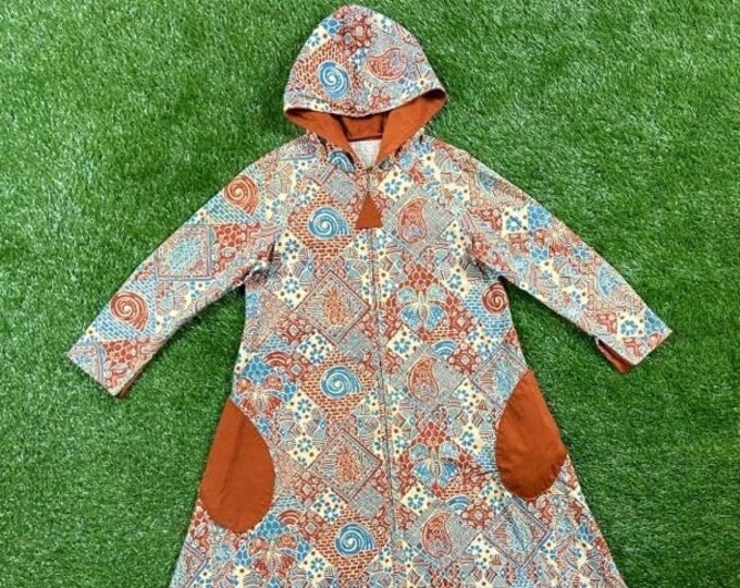 Vintage Fun Hawaiian Dress Beach Size OSFA Original 1970s 70s Classic House Robe Cover up Hood Colorful Zipper