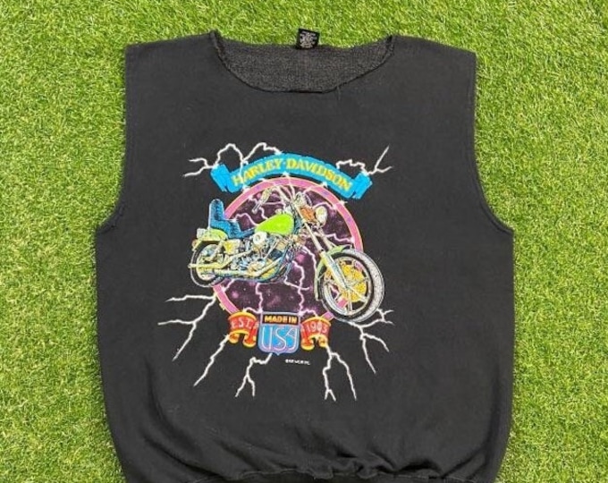 Vintage Harley Davidson Sleeveless Crewneck Sweatshirt Made USA Size Xtra Large XL HOG 3D Motorcycle Truckers Biker 1990s 90s Neon Rare