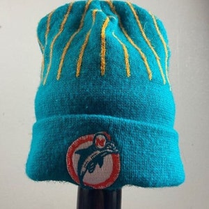 Vintage Miami Dolphins Beanie Skull Cap Made USA Size Medium M NFL Football Florida FL Dan Marino Winter Hat Warm 1990s 90s