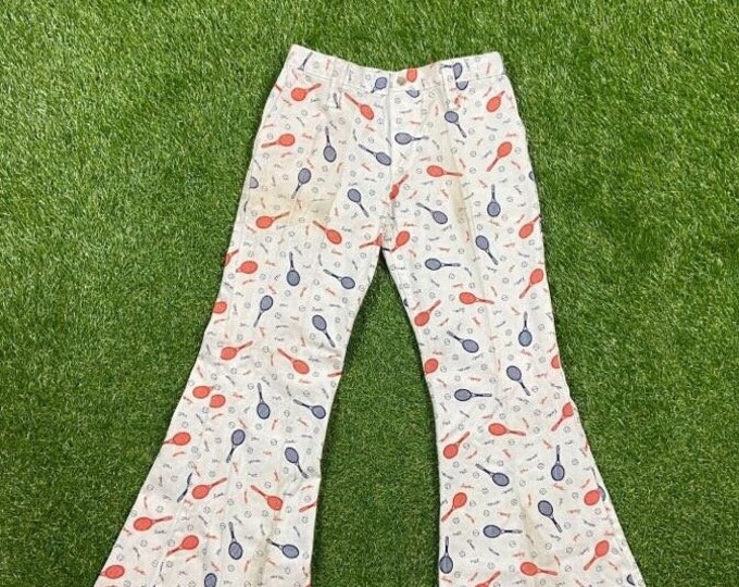 Vintage Maverick Jeans Made USA Size Junior ll 1970s 70s American USA Classic Jean Pants Dungerees Vtg Bell Bottoms
