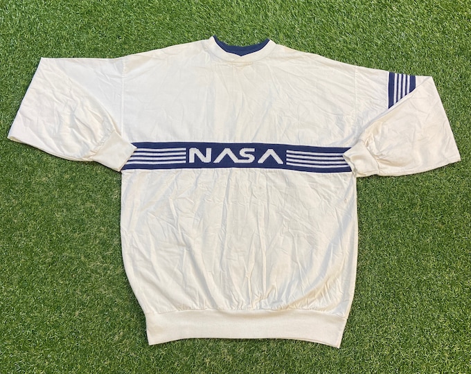 Vintage NASA Crewneck Sweatshirt Size Xtra Large XL Kennedy Space Center One Giant Leap for Mankind Florida Unique Galaxy Moon Space 1980s