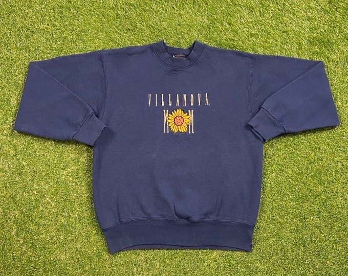 Vintage Villanova Crewneck Sweatshirt U Tran Made USA Size Medium M Philadelphia Pennsylvania Pull Over Oversized