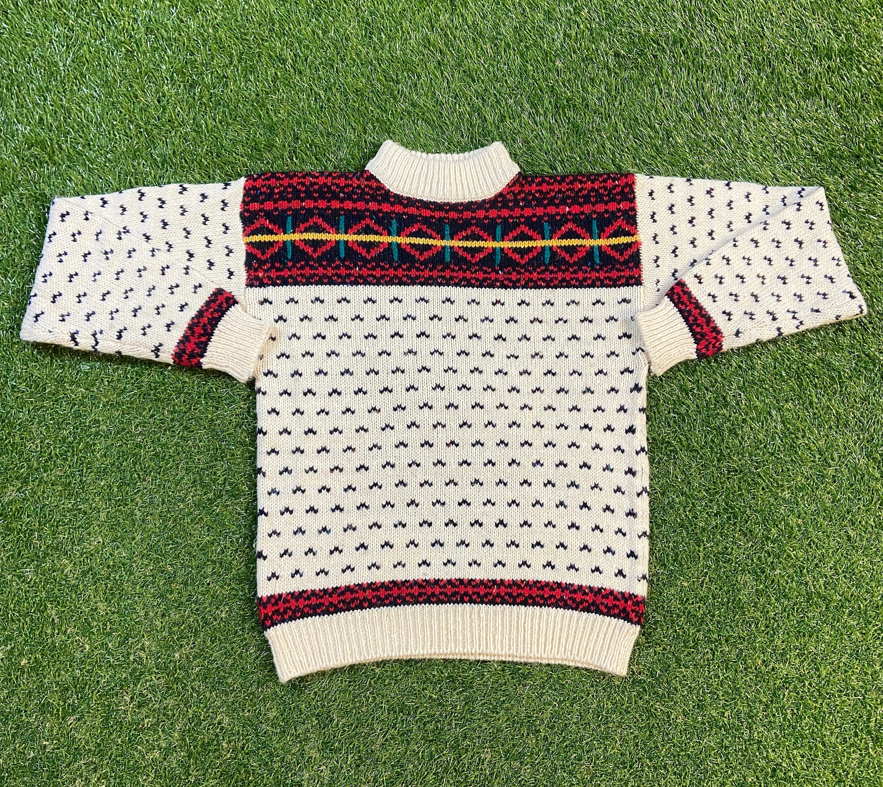 Vintage Kelly Harper Knit Crewneck Sweater Size Medium M -  Ireland