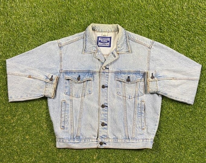 Vintage Hard Rock Cafe London Jean Jacket Size Small S American USA Classic Blue Jean Jacket Button Down Original