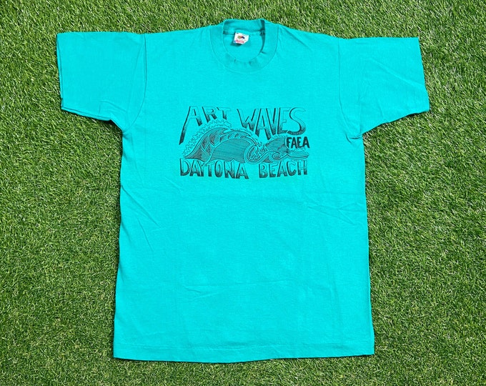Vintage Daytona Beach T Shirt Tee Made USA Size Medium M Palm Trees Beach Tropical Miami Florida 1990s 90s