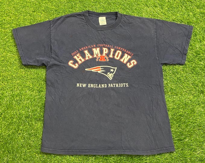 Vintage New England Patriots T Shirt Tee Size Large L NFL Football Boston Massachusetts Tom Brady TB12 Super Bowl 00s