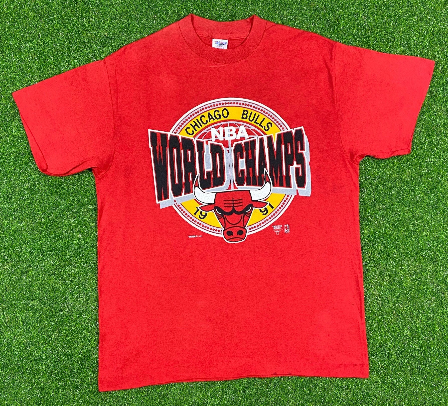 Chicago Bulls NBA Championship White Oversized T-Shirt