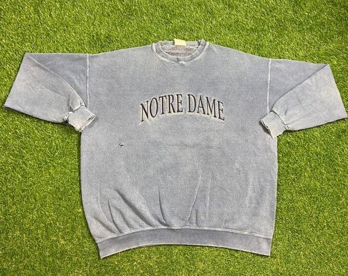 Vintage Notre Dame University Crewneck Sweatshirt Made USA Size XXL 2XL NCAA College Football Fighting Irish 1990s 90s Pull Over Oversized