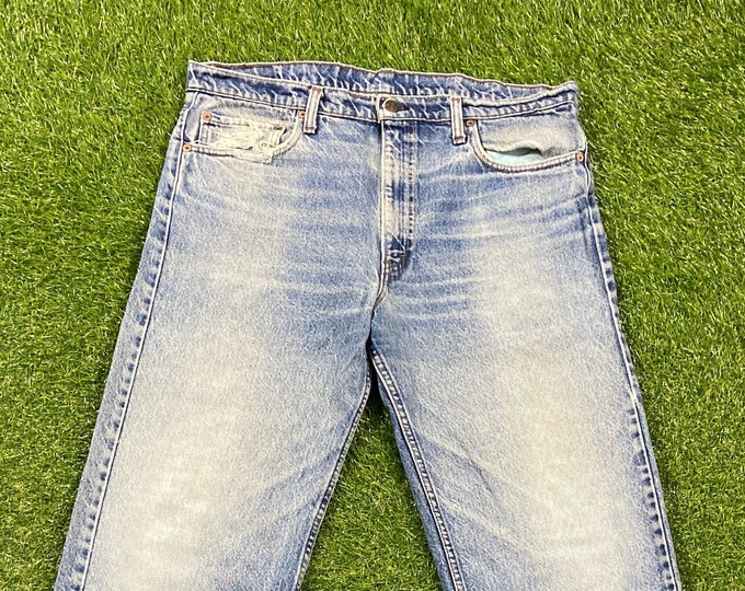 Vintage Levi's Jeans Size 38 x 30 1980s 80s American USA Classic Fit Original Blue Jean Pants Bottoms True Vtg