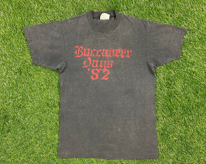 Vintage Buccaneers Days 82 1982 T Shirt Tee Hanes Made USA Size Small / Xtra Small XS Tampa Bay Buccaneers Tom Brady Florida