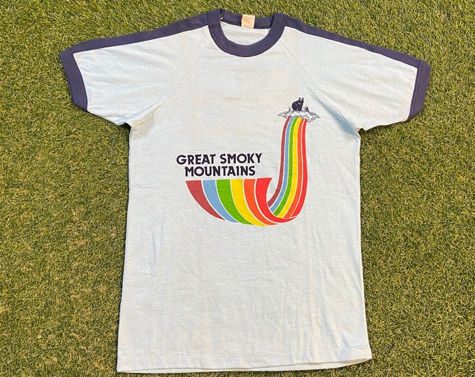 Vintage Great Smoky Mountains T Shirt Tee Textile Prints Made USA Size Medium M Tennessee North Carolina Appalachian Mountains 1970s Rainbow