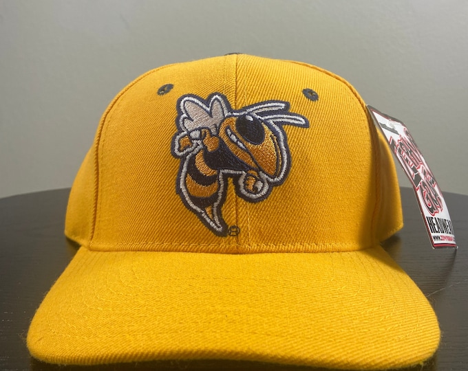 Vintage Georgia Tech University Fitted Cap Size 7 1/8 Atlanta Yellow Jackets NCAA College Basketball 1990s 90s