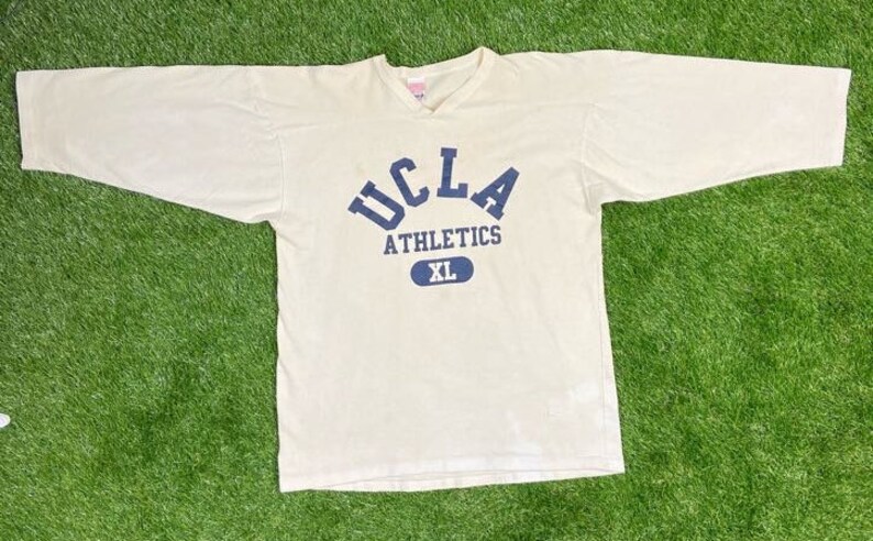 Vintage UCLA Bruins Athletics 34 Sleeve Shirt Wolf Made USA Size Xtra Large Xl University California Los Angeles Pasadena NCAA 1970s 70s