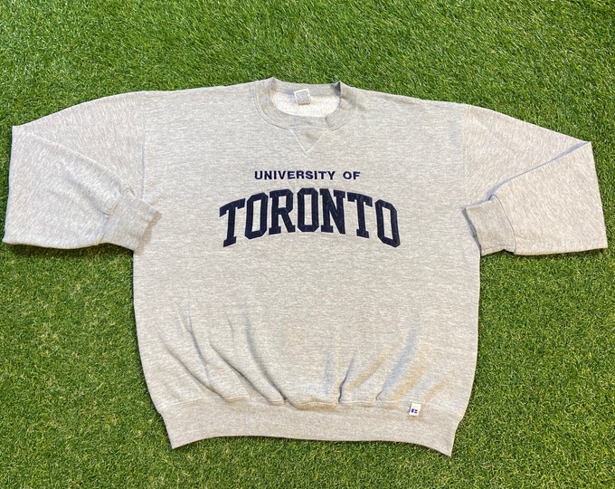 Vintage University of Toronto Crewneck Sweatshirt Russell Athletic Made USA Size Xtra Large XL Canada College Ontario 1990s 90s Pull Over